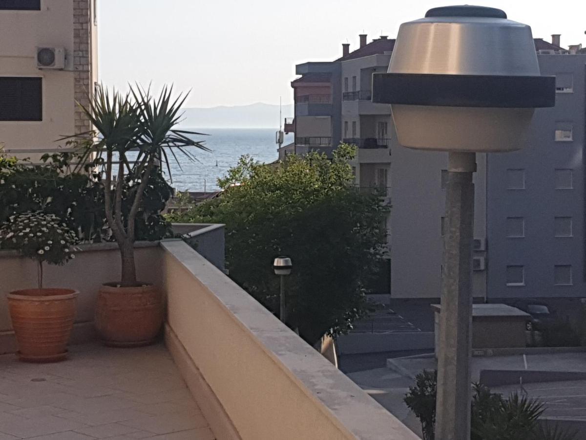 Villa Vujcic Makarska Eksteriør billede